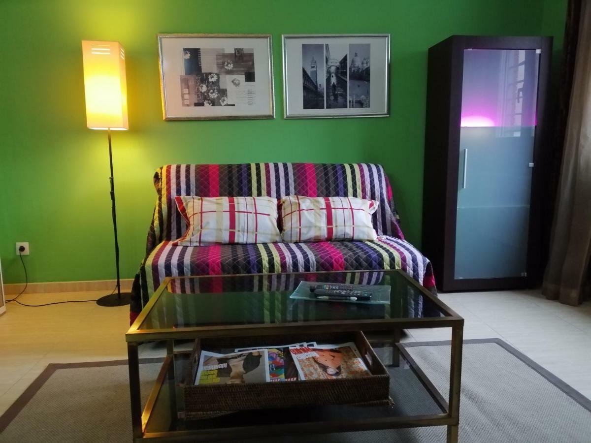 Apartament Apartamento Teatro Del Mercado Saragossa Zewnętrze zdjęcie