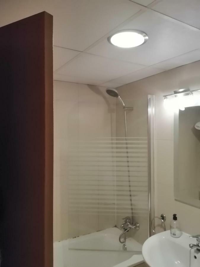 Apartament Apartamento Teatro Del Mercado Saragossa Zewnętrze zdjęcie