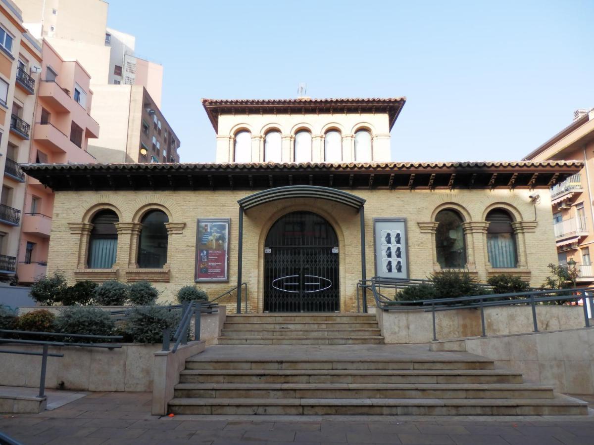 Apartament Apartamento Teatro Del Mercado Saragossa Zewnętrze zdjęcie
